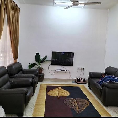 Che Na Homestay Pontian 小笨珍 外观 照片